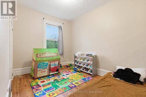 Unit 5 (second floor) bedroom #2 - 634 Gladstone Avenue, Ottawa, ON - Indoor