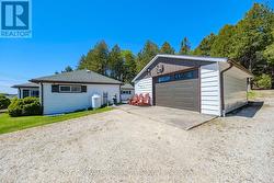 Garage - 