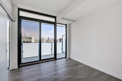 2911-25 Richmond Street E, Toronto, ON - Indoor Photo Showing Other Room