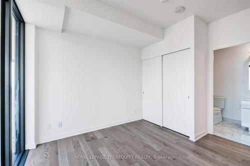 2911-25 Richmond Street E, Toronto, ON - Indoor Photo Showing Other Room
