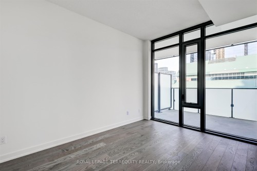 2911-25 Richmond Street E, Toronto, ON - Indoor Photo Showing Other Room
