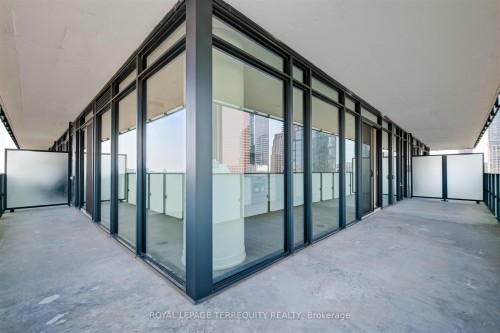 2911-25 Richmond Street E, Toronto, ON -  With Balcony With Exterior