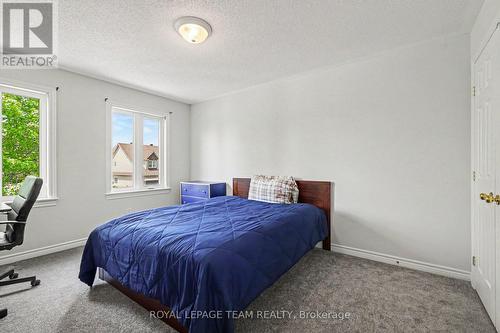 Front Bedroom - 65 Osprey Crescent, Ottawa, ON 