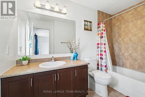 Rear facing bedroom en suite - 65 Osprey Crescent, Ottawa, ON 