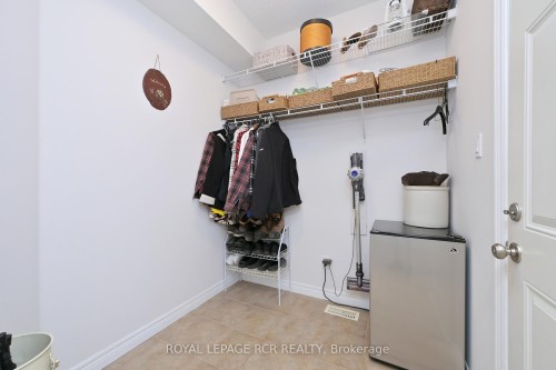 399 Rintoul Crescent, Shelburne, ON - Indoor Photo Showing Other Room