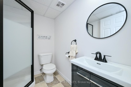 399 Rintoul Crescent, Shelburne, ON - Indoor Photo Showing Bathroom