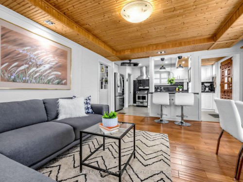67 Ellington Drive, Toronto, ON - Indoor Photo Showing Living Room