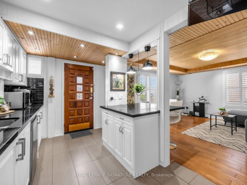 67 Ellington Drive, Toronto, ON - Indoor Photo Showing Kitchen