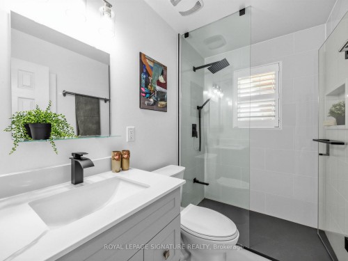 67 Ellington Drive, Toronto, ON - Indoor Photo Showing Bathroom