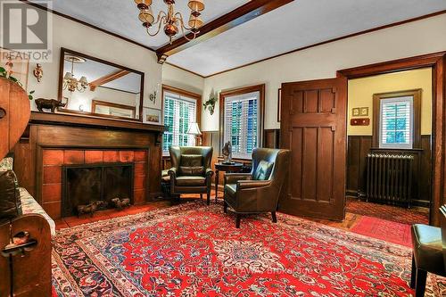202 Cloverdale Road, Ottawa, ON - Indoor With Fireplace