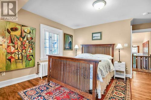 202 Cloverdale Road, Ottawa, ON - Indoor Photo Showing Bedroom