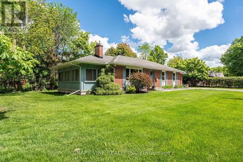 2201 Braeside Avenue, Ottawa, ON - Outdoor