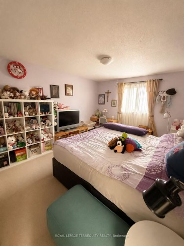 304 Charlton Avenue, Vaughan, ON - Indoor Photo Showing Bedroom