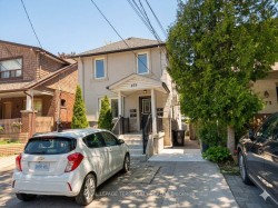 2-475 Woodbine Avenue Toronto, ON M4E 2H5