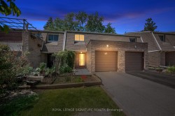 49-7430 Copenhagen Road  Mississauga, ON L5N 1Z9