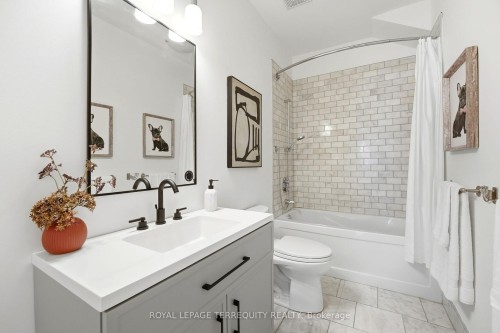 100 Admiral Road, Toronto, ON 
