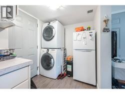 Studio Suite - Laundry - 