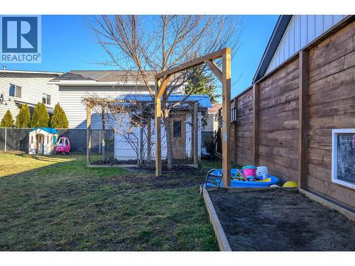 302 Bass Avenue, Enderby, BC - Outdoor