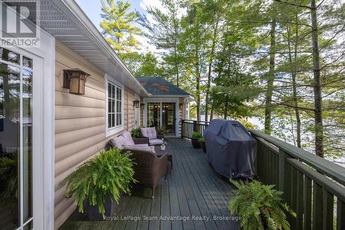 Back entrance - 5 Fallingview Trail, Seguin, ON 