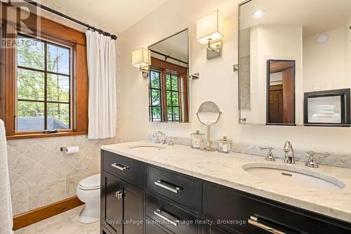 Luxurious ensuite - 5 Fallingview Trail, Seguin, ON 