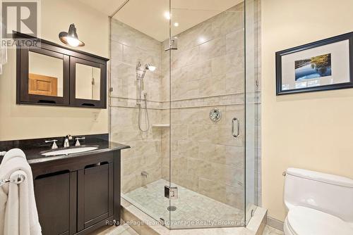 Semi ensuite bath - 5 Fallingview Trail, Seguin, ON 