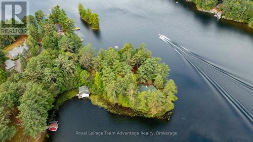 730 feet of owned shore line - 5 Fallingview Trail, Seguin, ON 