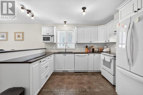 1097 Crossfield Avenue, Kingston (City Northwest), ON - Indoor Photo Showing Kitchen
