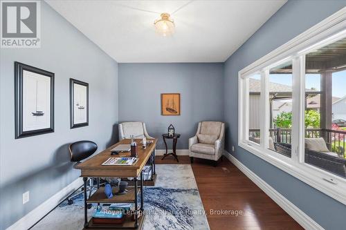 den - 8 Dorchester Drive, Prince Edward County (Wellington), ON - Indoor