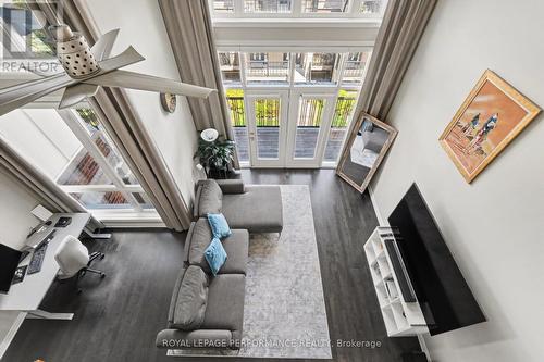 220 Pembina Private, Ottawa, ON - Indoor