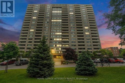 1708 - 2625 REGINA STREET  Ottawa, ON K2B 5W8
