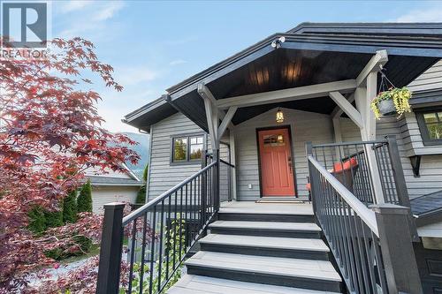 530 Foster Place, Nelson, BC - Outdoor