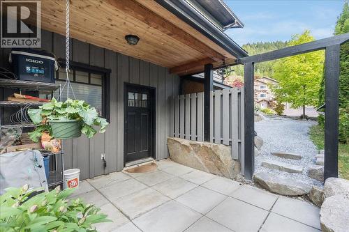 530 Foster Place, Nelson, BC - Outdoor