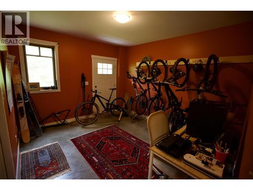 530 Foster Place, Nelson, BC - Indoor Photo Showing Other Room