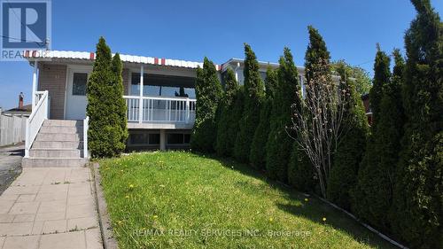 33 BIMINI CRESCENT  Toronto, ON M3N 1S1