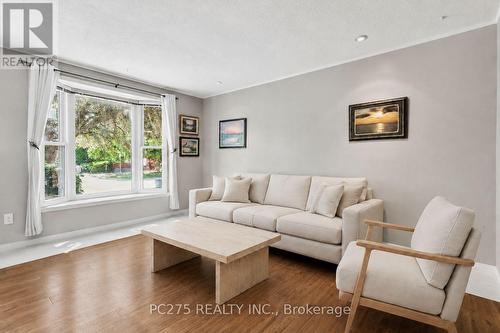82 Muriel Crescent, London South (South X), ON 