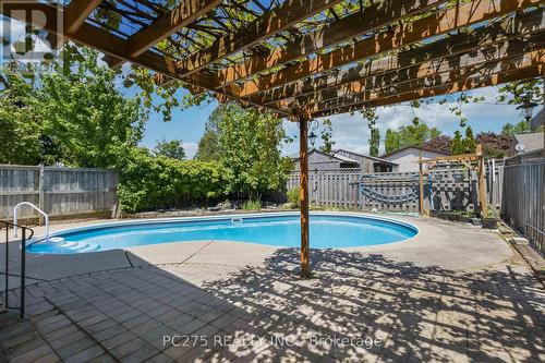 82 Muriel Crescent, London South (South X), ON 