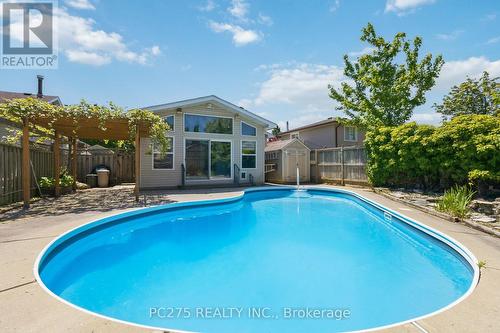 82 Muriel Crescent, London South (South X), ON 