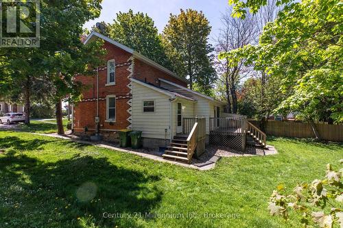 26 Victoria Avenue, Grey Highlands, ON - Outdoor