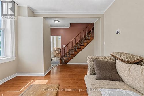 26 Victoria Avenue, Grey Highlands, ON - Indoor Photo Showing Other Room