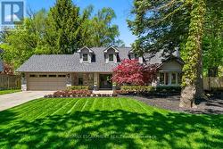 1531 GREEN GLADE  Mississauga, ON L6J 1B6