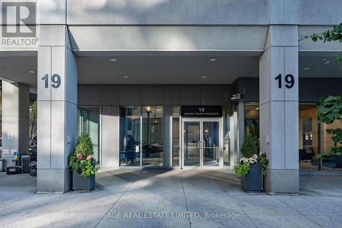 3712 - 19 Grand Trunk Crescent, Toronto, ON - Outdoor