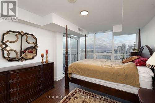 3712 - 19 Grand Trunk Crescent, Toronto, ON - Indoor Photo Showing Bedroom