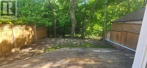 311 Chaplin Crescent, Toronto, ON - Outdoor