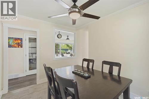 403 Willow Street E, Saskatoon, SK - Indoor Photo Showing Dining Room