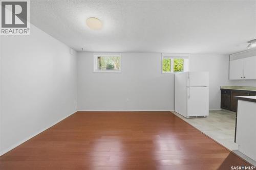 403 Willow Street E, Saskatoon, SK - Indoor