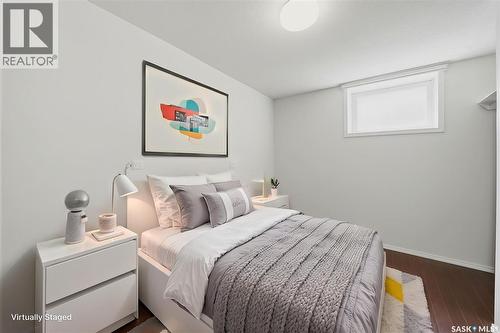 403 Willow Street E, Saskatoon, SK - Indoor Photo Showing Bedroom