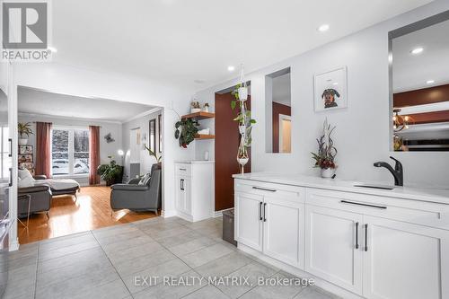 1322 Du Gouverneur Drive, Ottawa, ON - Indoor