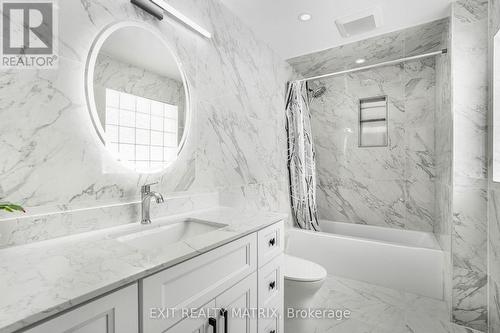 1322 Du Gouverneur Drive, Ottawa, ON - Indoor Photo Showing Bathroom