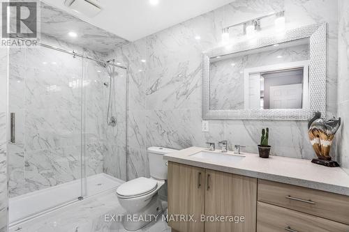 1322 Du Gouverneur Drive, Ottawa, ON - Indoor Photo Showing Bathroom