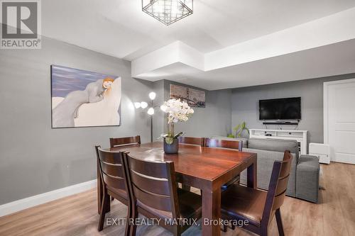 1322 Du Gouverneur Drive, Ottawa, ON - Indoor Photo Showing Dining Room